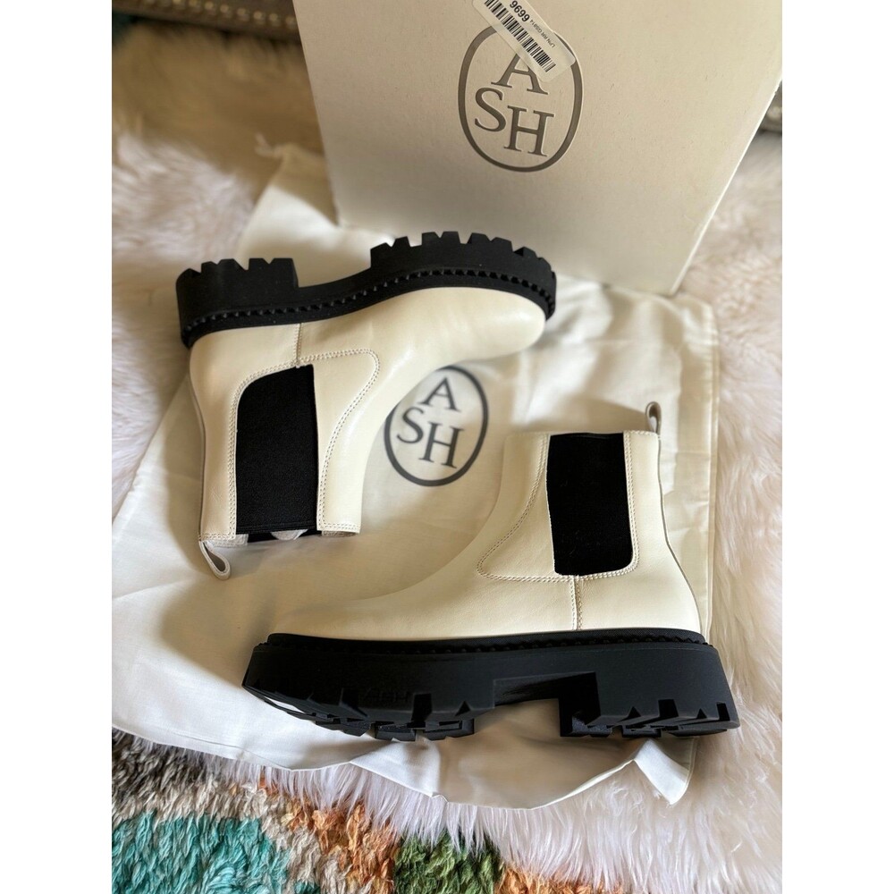 Ash Boots